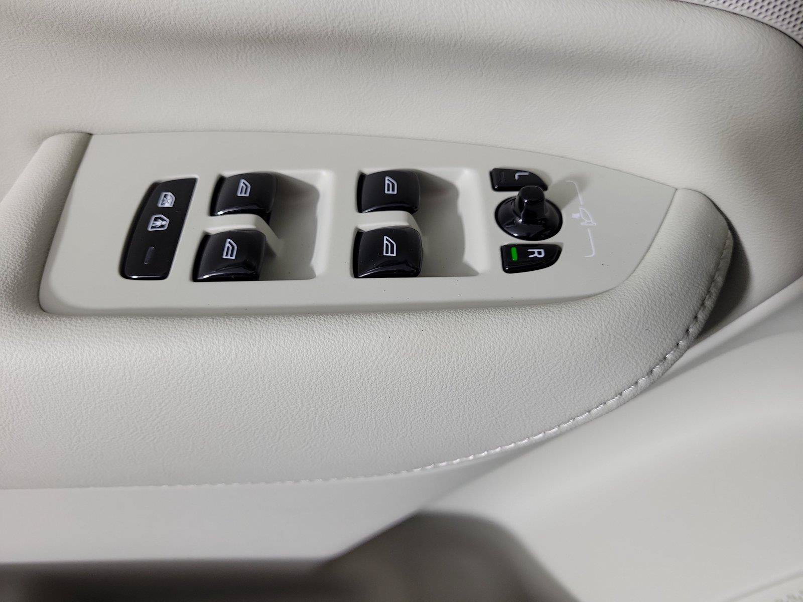 New 2027 Volvo XC90 B6 Ultra AWD/4WD image 20