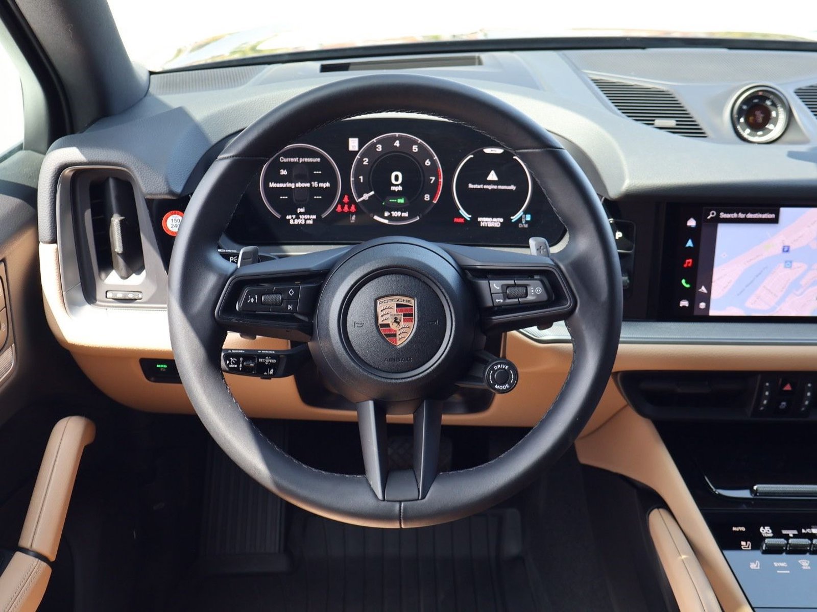 Certified 2026 Porsche Cayenne E-Hybrid w/ Premium Package Plus AWD/4WD image 15