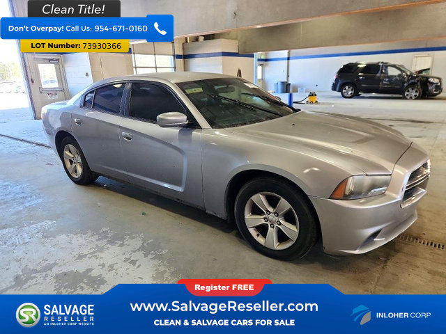 Used 2013 Dodge Charger SE RWD image 5