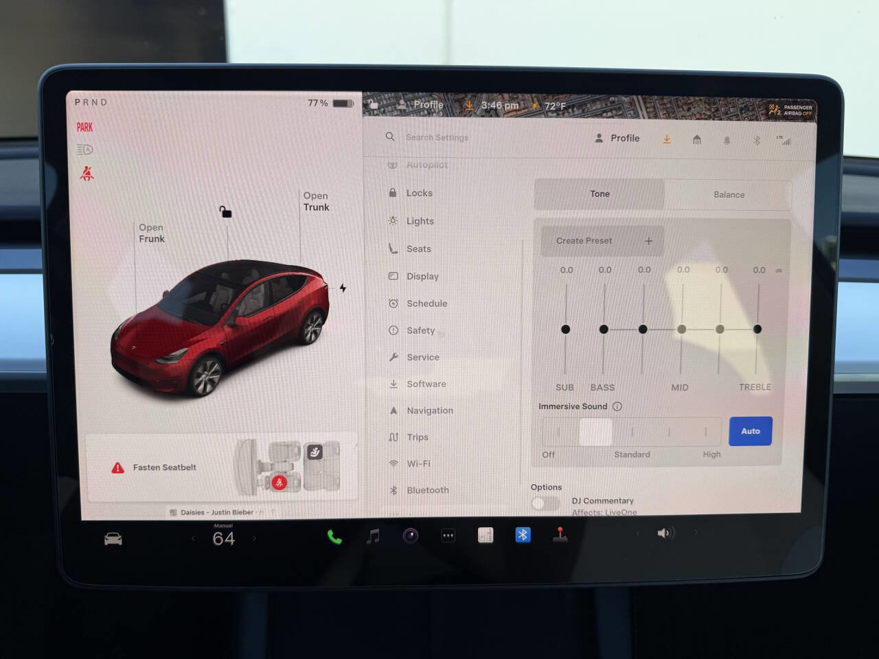 Used 2021 Tesla Model Y Long Range AWD/4WD image 32
