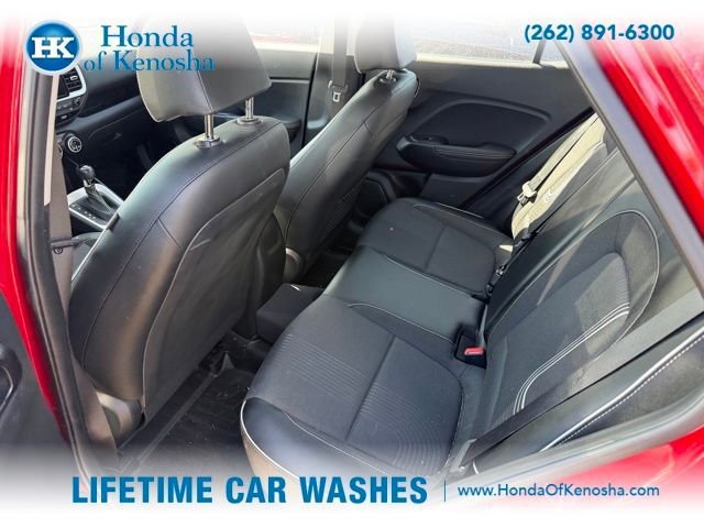 Used 2022 Hyundai Venue Limited w/ Cargo Package FWD image 7
