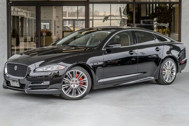 Used 2017 Jaguar XJ R-Sport image 2