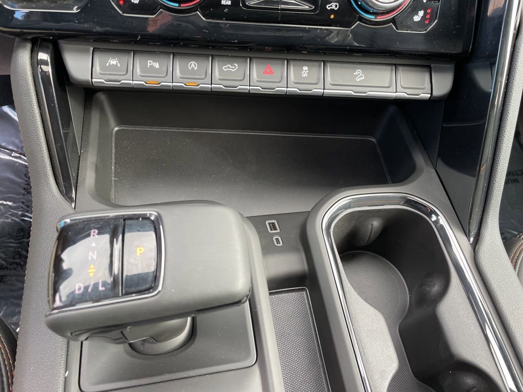 Used 2025 GMC Sierra 1500 AT4 w/ AT4 Premium Package image 20