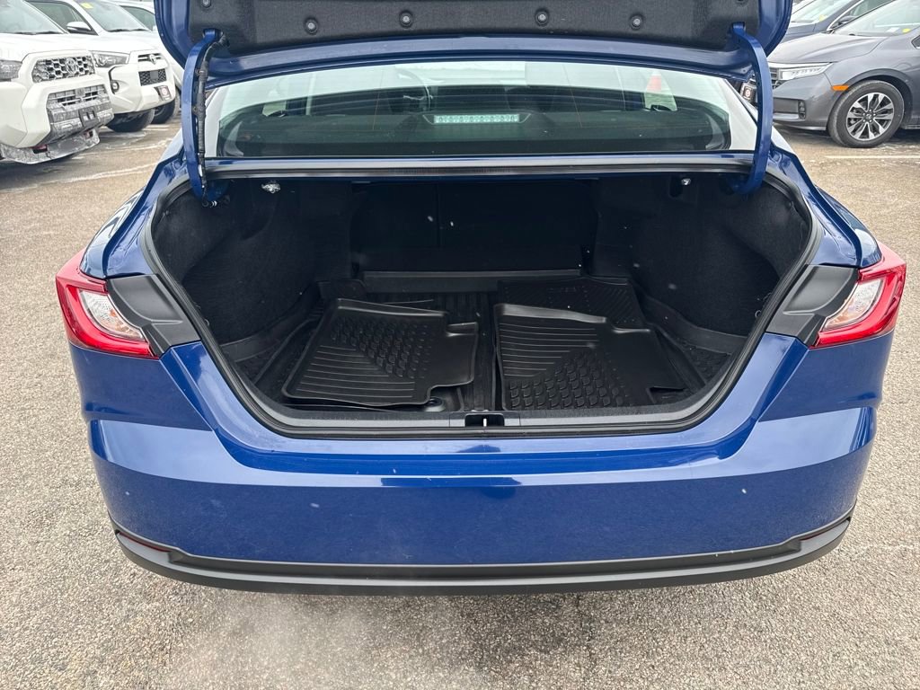 Used 2025 Toyota Camry XSE image 37