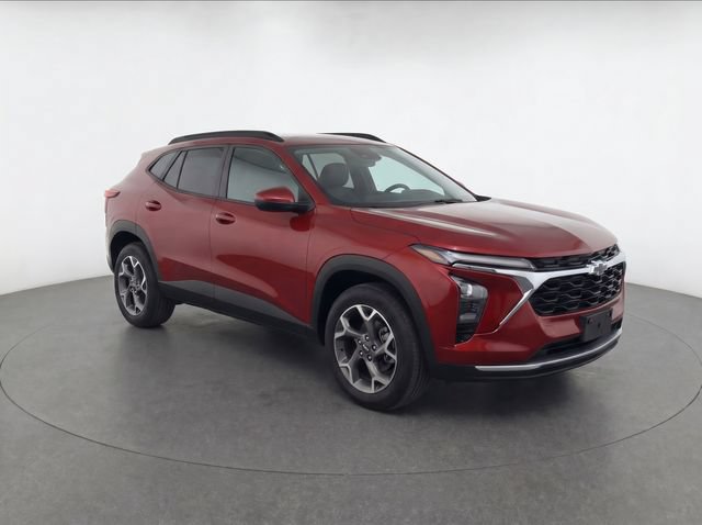 Used 2025 Chevrolet Trax LT w/ LT Convenience Package FWD image 16