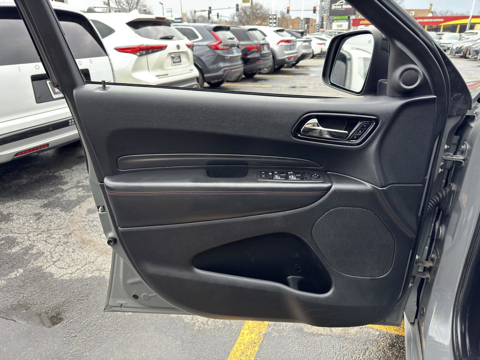 Used 2023 Dodge Durango GT RWD image 16