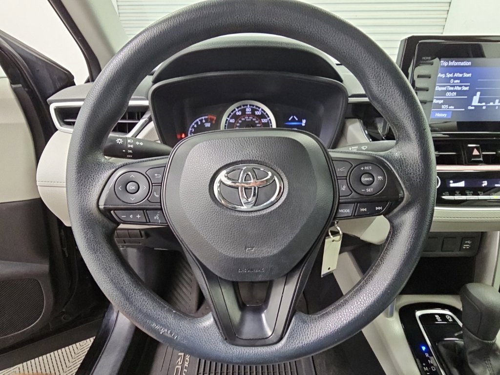 Used 2022 Toyota Corolla Cross L FWD image 23