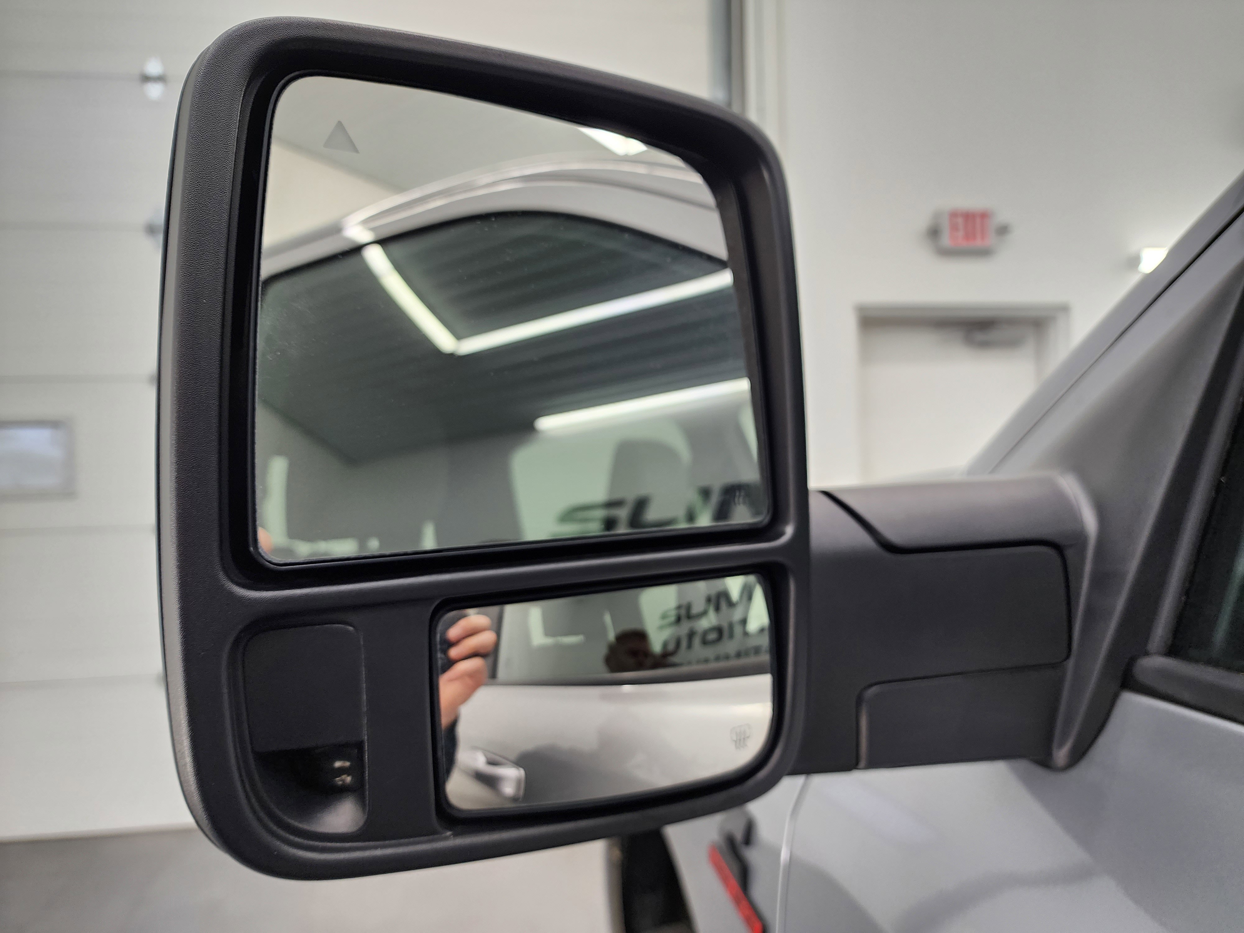 Used 2024 RAM 3500 Big Horn w/ Night Edition AWD/4WD image 37