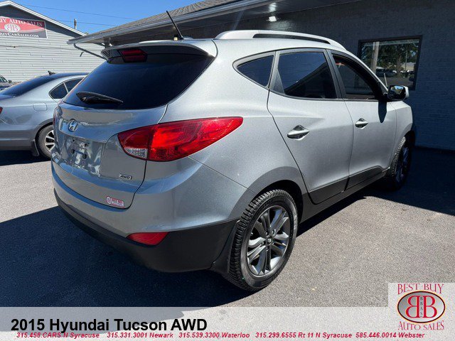 Used 2015 Hyundai Tucson SE AWD/4WD image 3