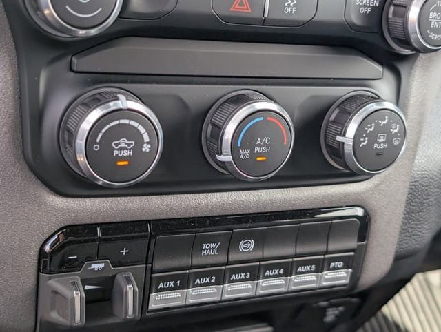 Used 2024 RAM 5500 Tradesman w/ Chrome Appearance Group image 21