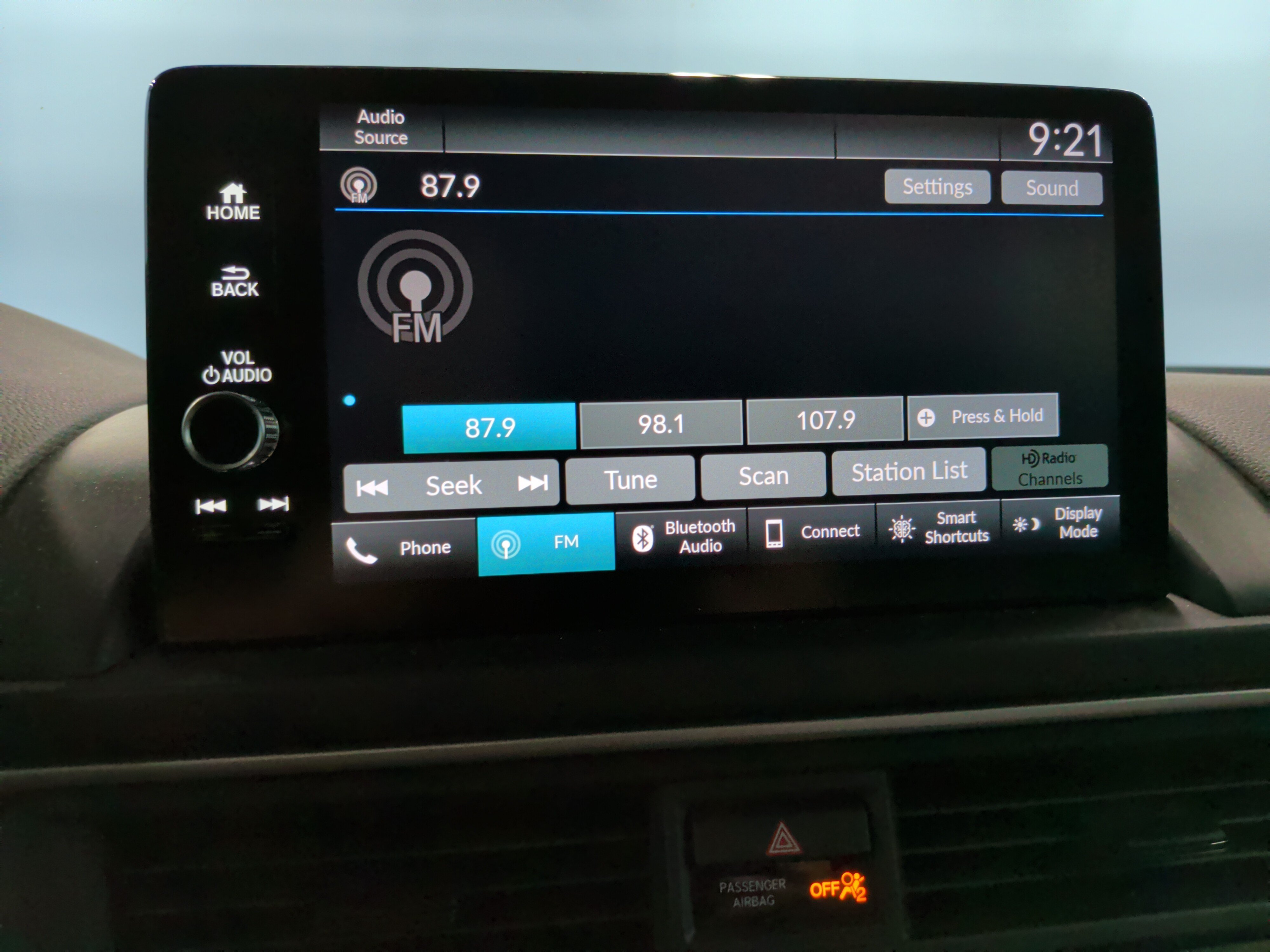 Used 2025 Honda Pilot EX-L image 23