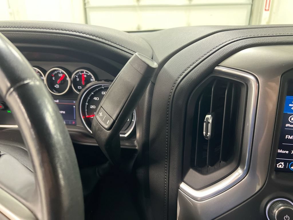 Used 2021 Chevrolet Silverado 1500 LTZ AWD/4WD image 17