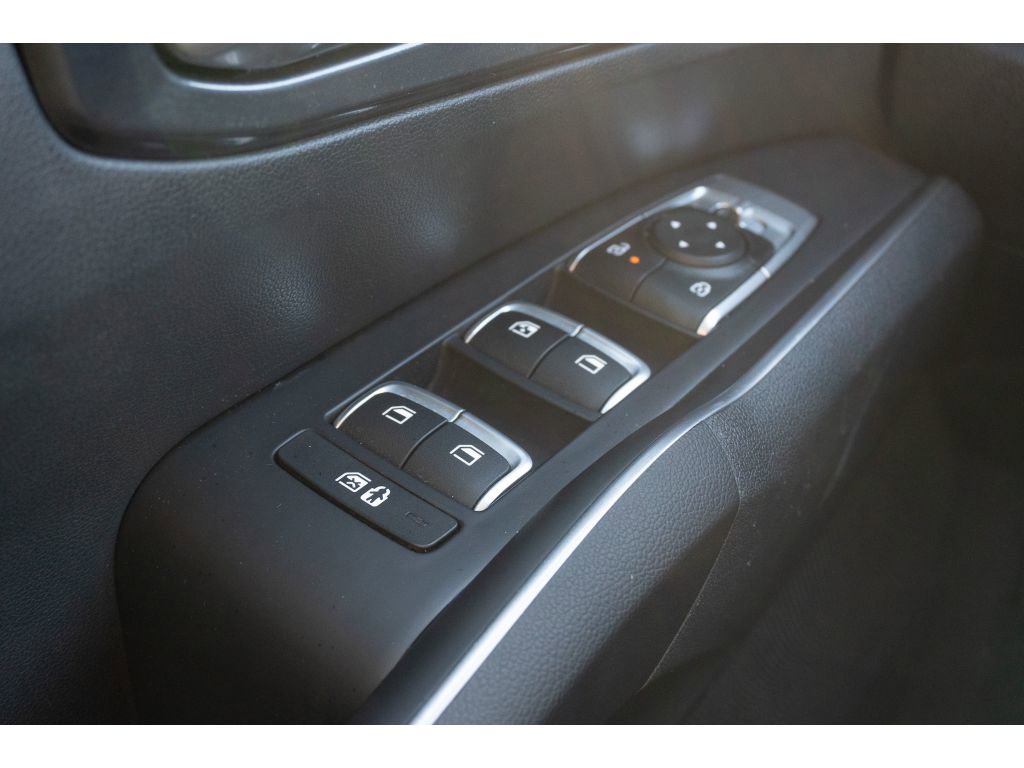 Used 2024 Kia Sorento S image 28