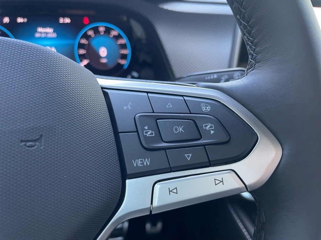 New 2026 Volkswagen Atlas Cross Sport SEL R-Line image 7