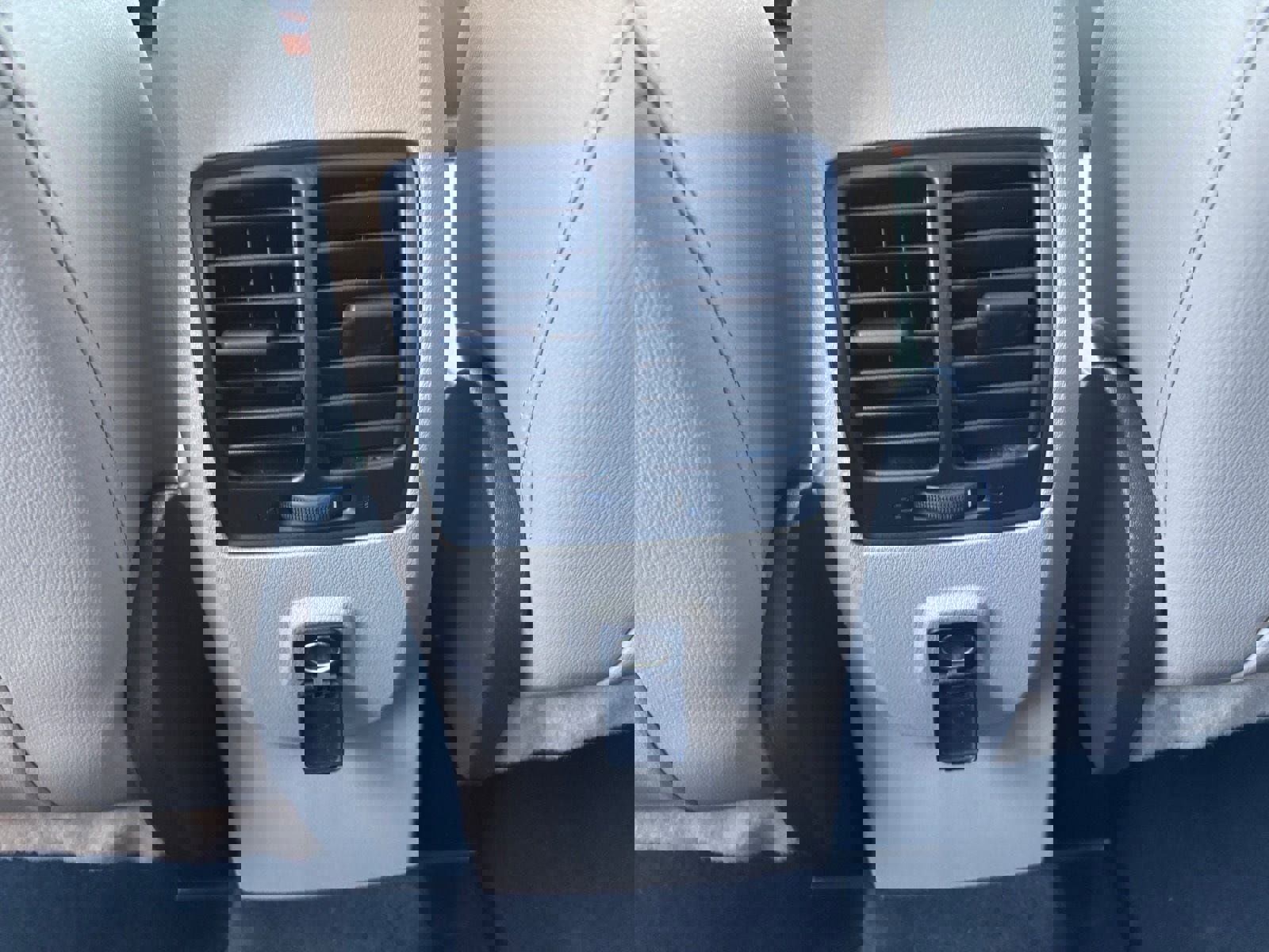 Used 2018 Ford Escape SEL image 18