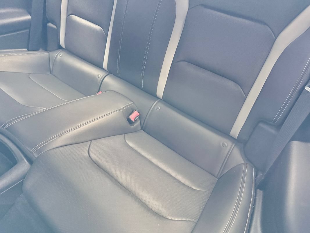Used 2020 Chevrolet Camaro SS RWD image 13