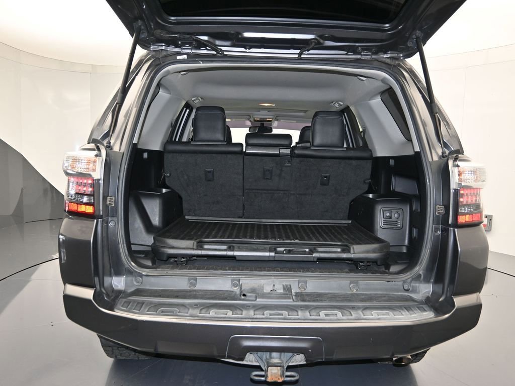 Used 2019 Toyota 4Runner SR5 Premium image 26