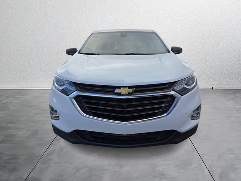 Used 2021 Chevrolet Equinox LS w/ LS Convenience Package image 2