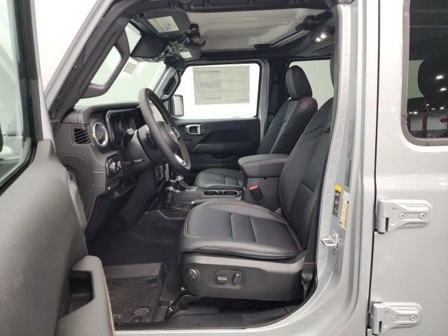 New 2024 Jeep Wrangler Unlimited Sahara AWD/4WD image 13