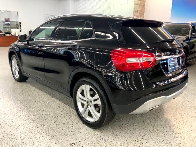 Used 2019 Mercedes-Benz GLA 250 4MATIC image 8