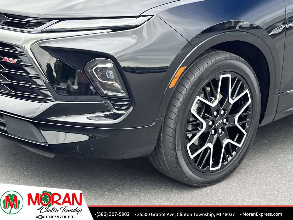 Certified 2024 Chevrolet Blazer RS w/ Driver Confidence II Package AWD/4WD image 10