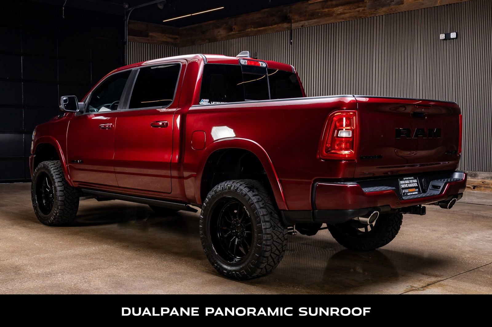 Used 2025 RAM 1500 Laramie w/ Laramie Southwest Edition image 7