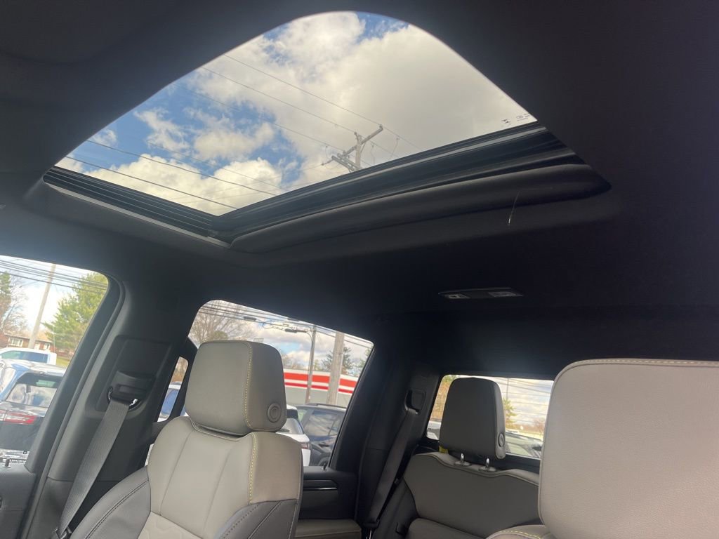 New 2026 Chevrolet Silverado 2500 ZR2 w/ LPO, Dark Essentials Package image 29