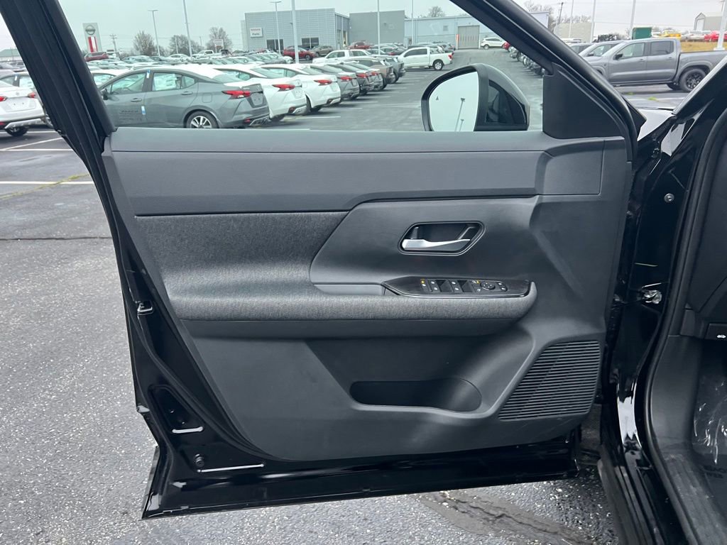 New 2026 Nissan Kicks SV w/ Cold Weather Package image 12