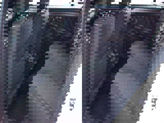 Used 2015 Ford Taurus SEL image 9