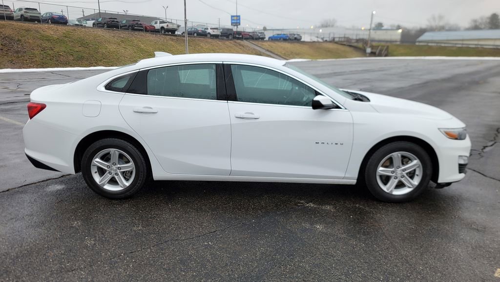 Used 2023 Chevrolet Malibu LT image 14