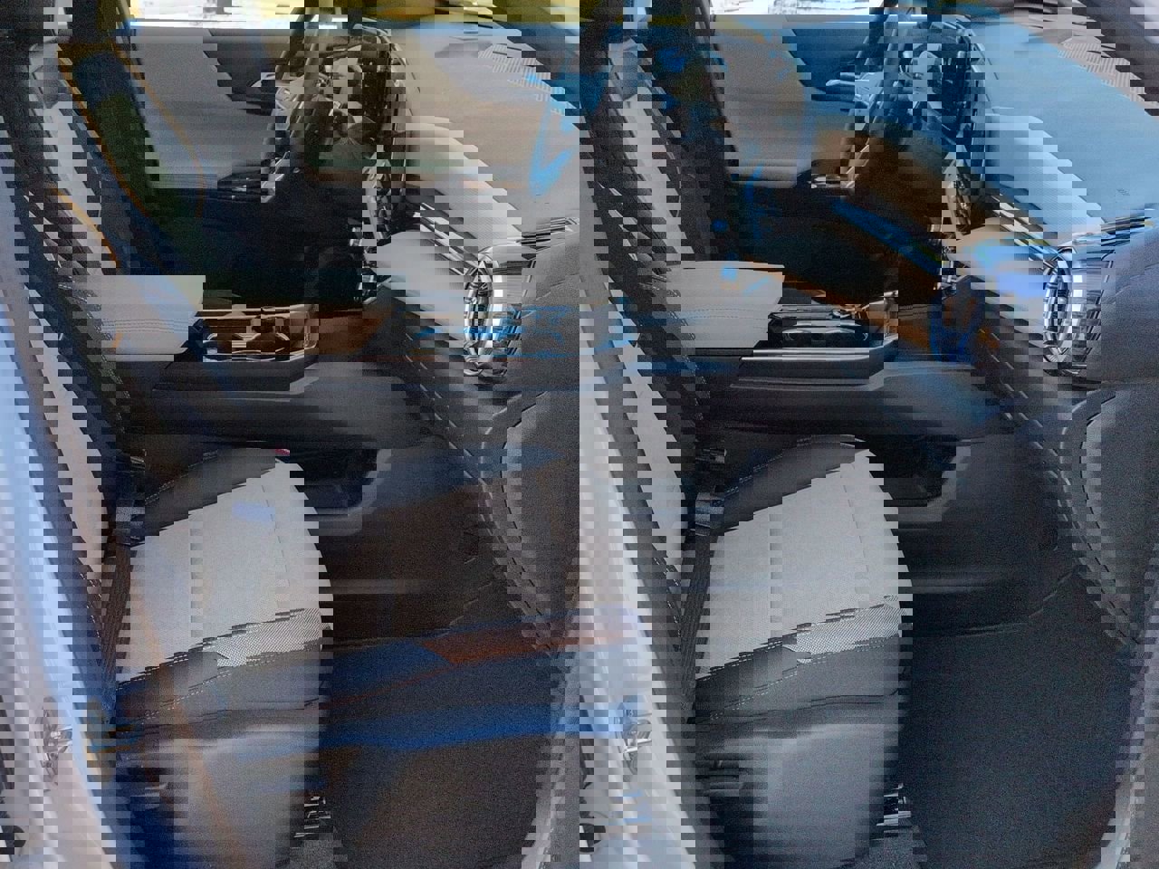 New 2026 Chevrolet Equinox ACTIV w/ Safety and Technology Package image 23