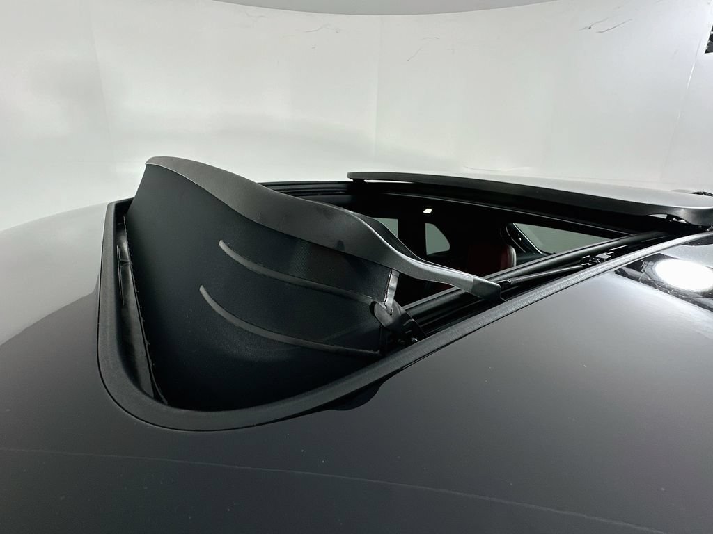 New 2026 Porsche Macan AWD/4WD image 14