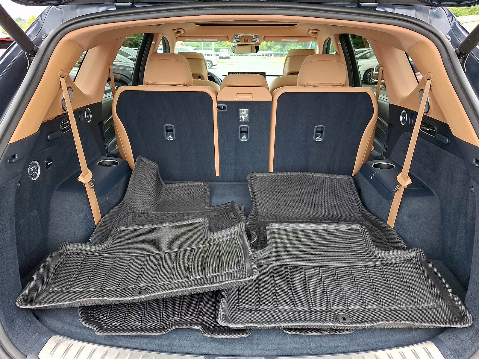 Used 2021 Genesis GV80 3.5T Advanced + AWD/4WD image 30