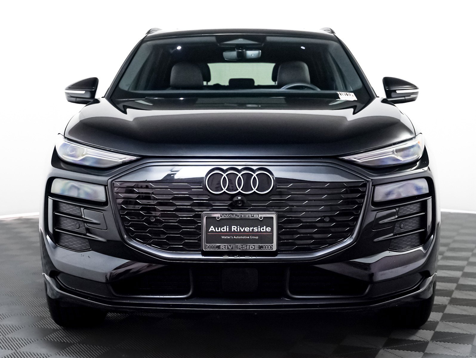 Certified 2025 Audi Q6 e-tron Premium w/ Convenience Package image 13