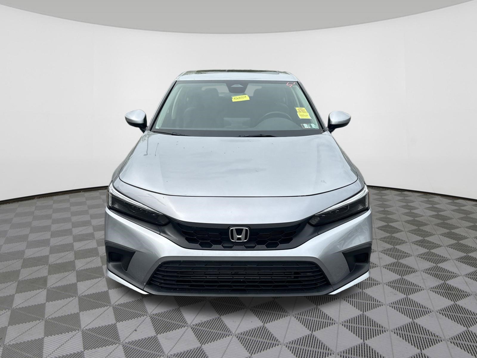 Used 2024 Honda Civic EX-L image 3