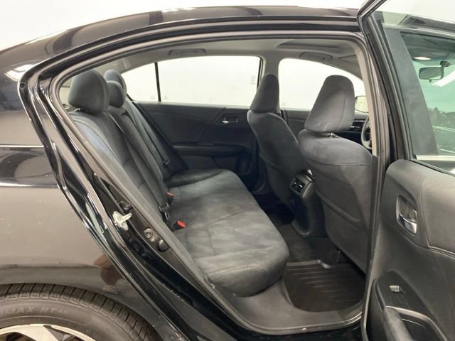 Used 2016 Honda Accord EX image 28