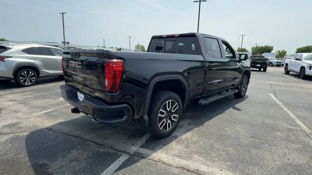 Used 2023 GMC Sierra 1500 AT4 w/ AT4 Preferred Package AWD/4WD image 8