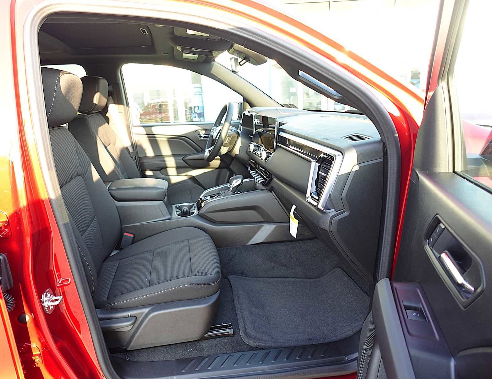 New 2026 GMC Canyon Elevation w/ Convenience Package image 27