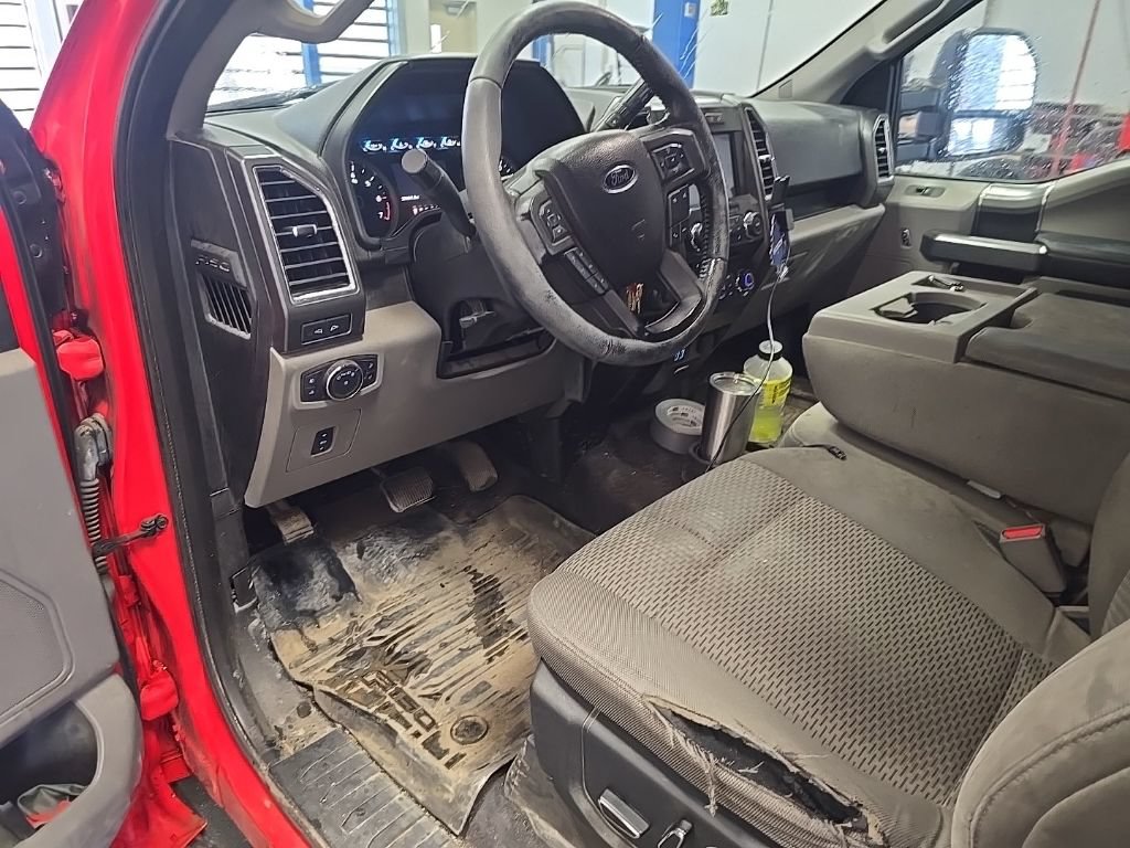 Used 2016 Ford F150 XLT w/ Equipment Group 302A Luxury AWD/4WD image 6