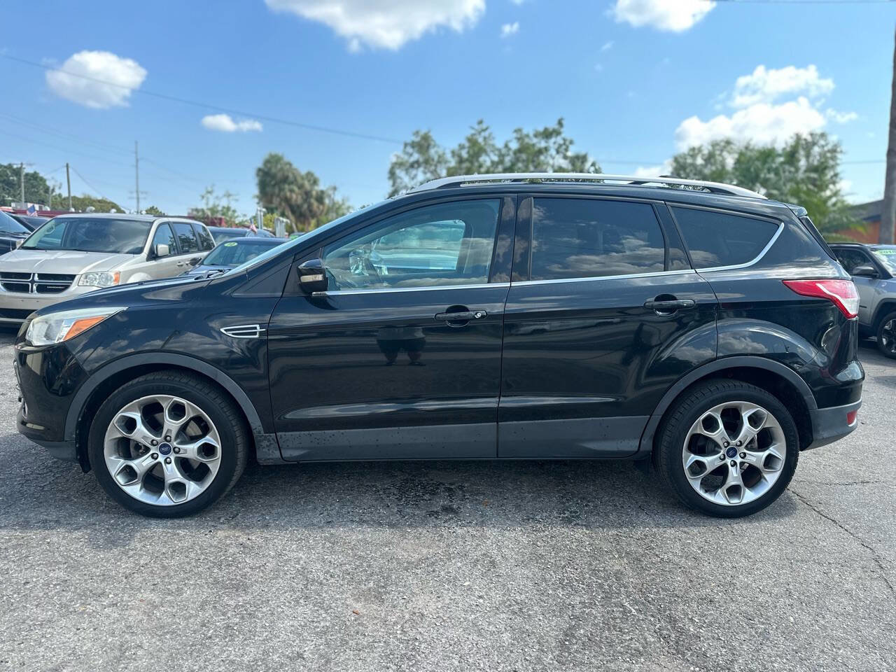 Used 2014 Ford Escape Titanium image 4