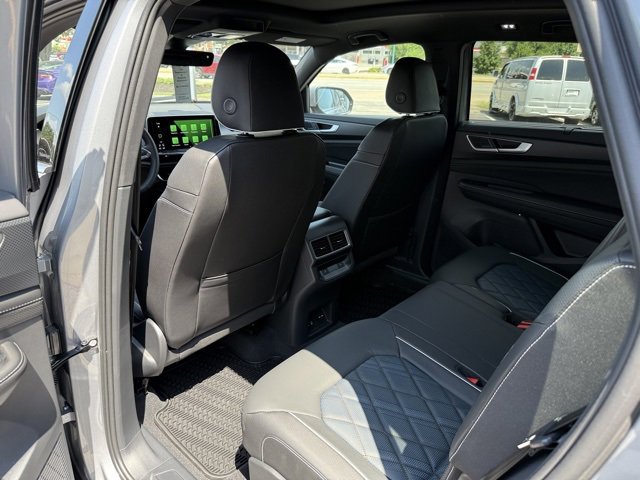 New 2025 Volkswagen Atlas Cross Sport SEL Premium R-Line image 14