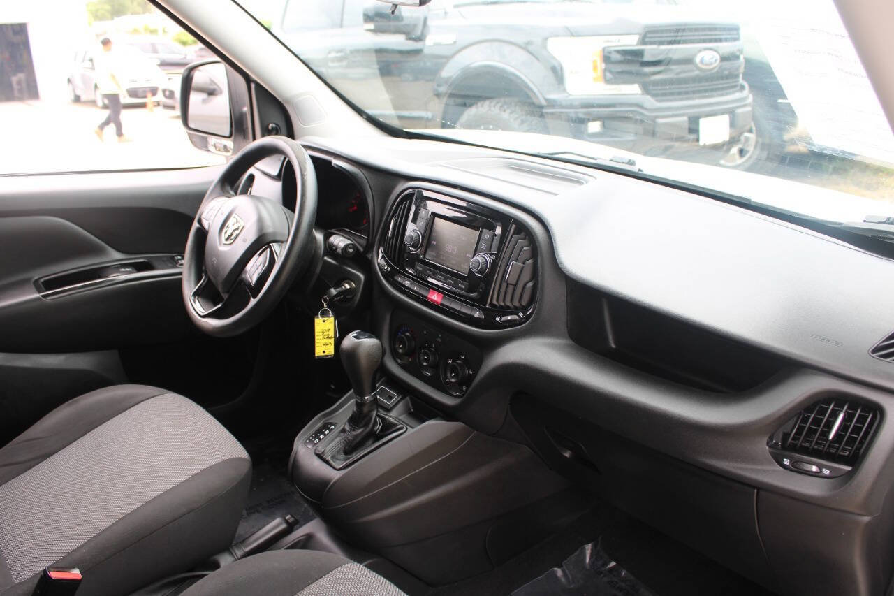 Used 2019 RAM ProMaster City Tradesman FWD image 10