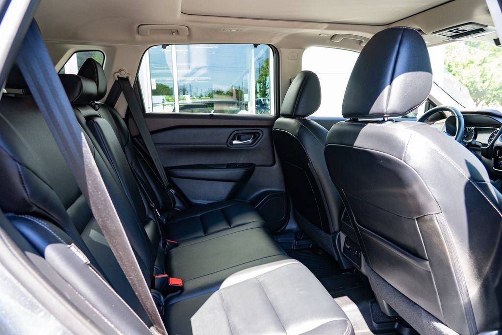 Used 2023 Nissan Rogue SL w/ SL Premium Package AWD/4WD image 28