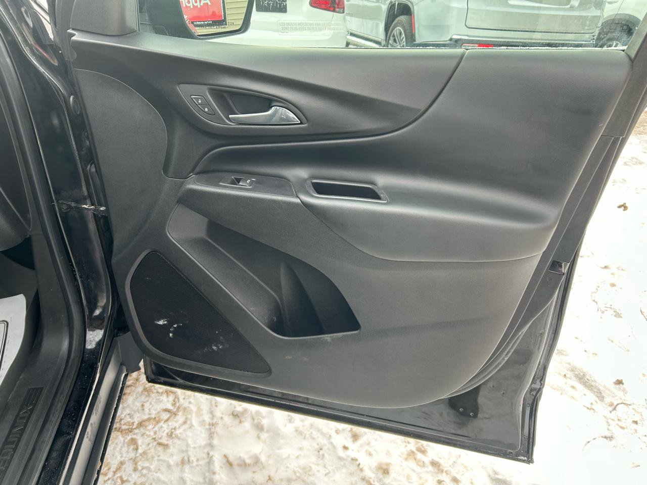 Used 2018 Chevrolet Equinox LT image 15