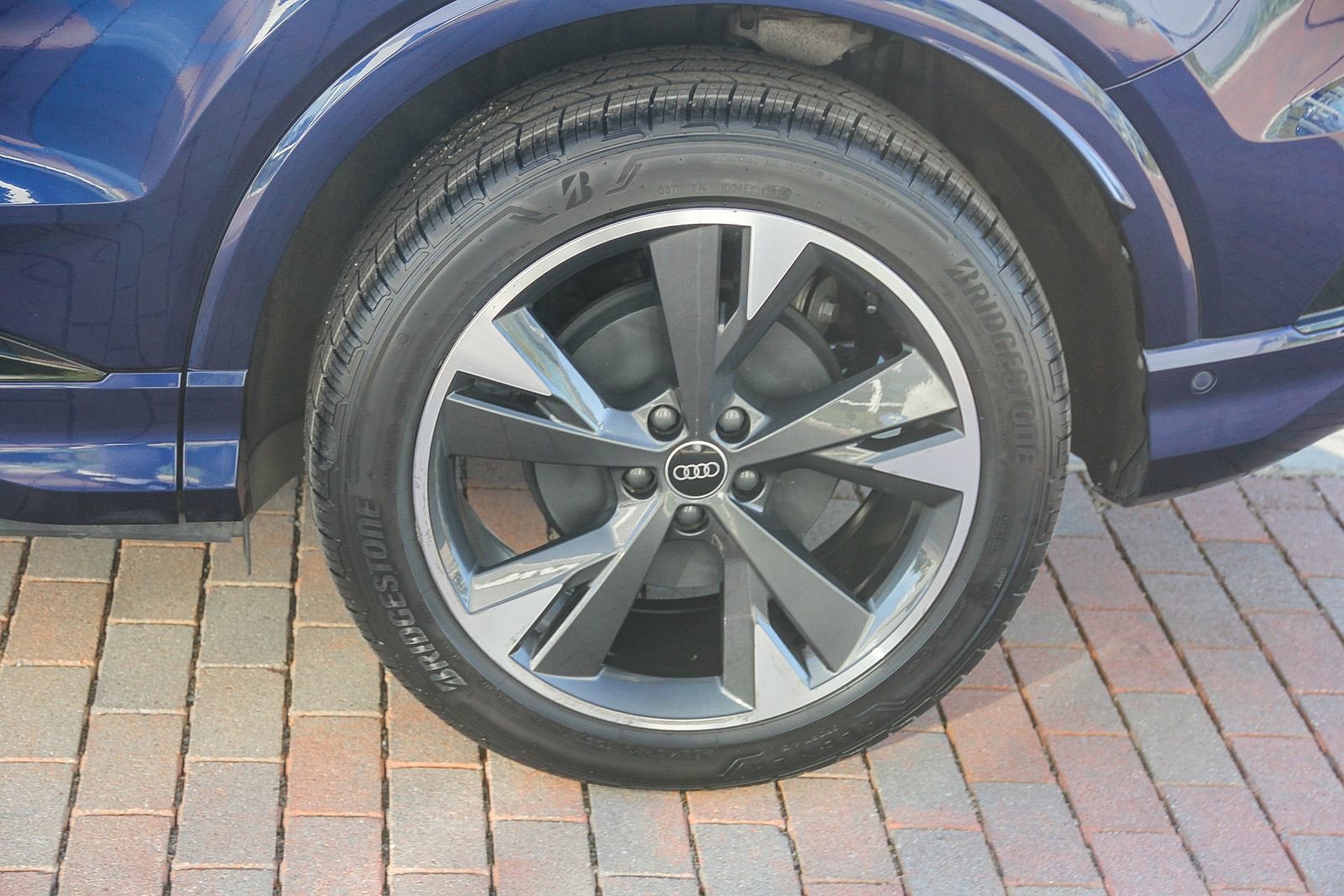 Certified 2024 Audi Q4 e-tron Premium Plus w/ Premium Plus image 7