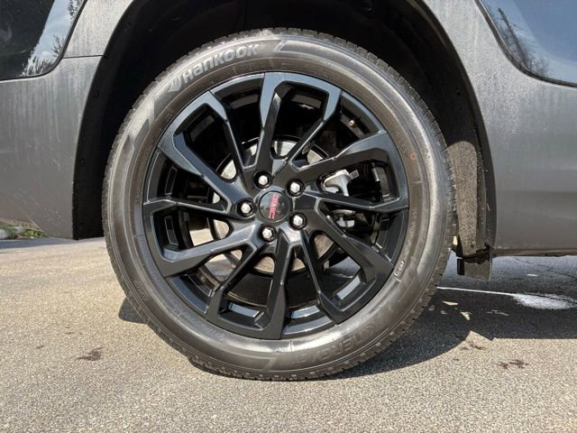 Certified 2024 GMC Terrain SLT w/ Infotainment Package II image 15