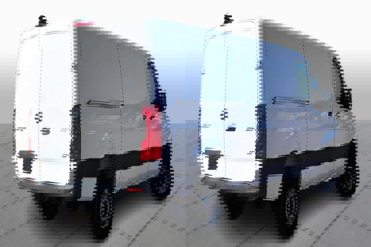 Used 2024 Mercedes-Benz Sprinter 2500 image 13