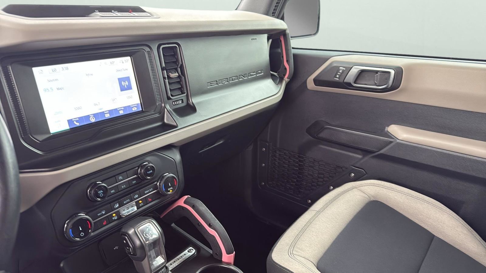 Used 2022 Ford Bronco Big Bend image 20