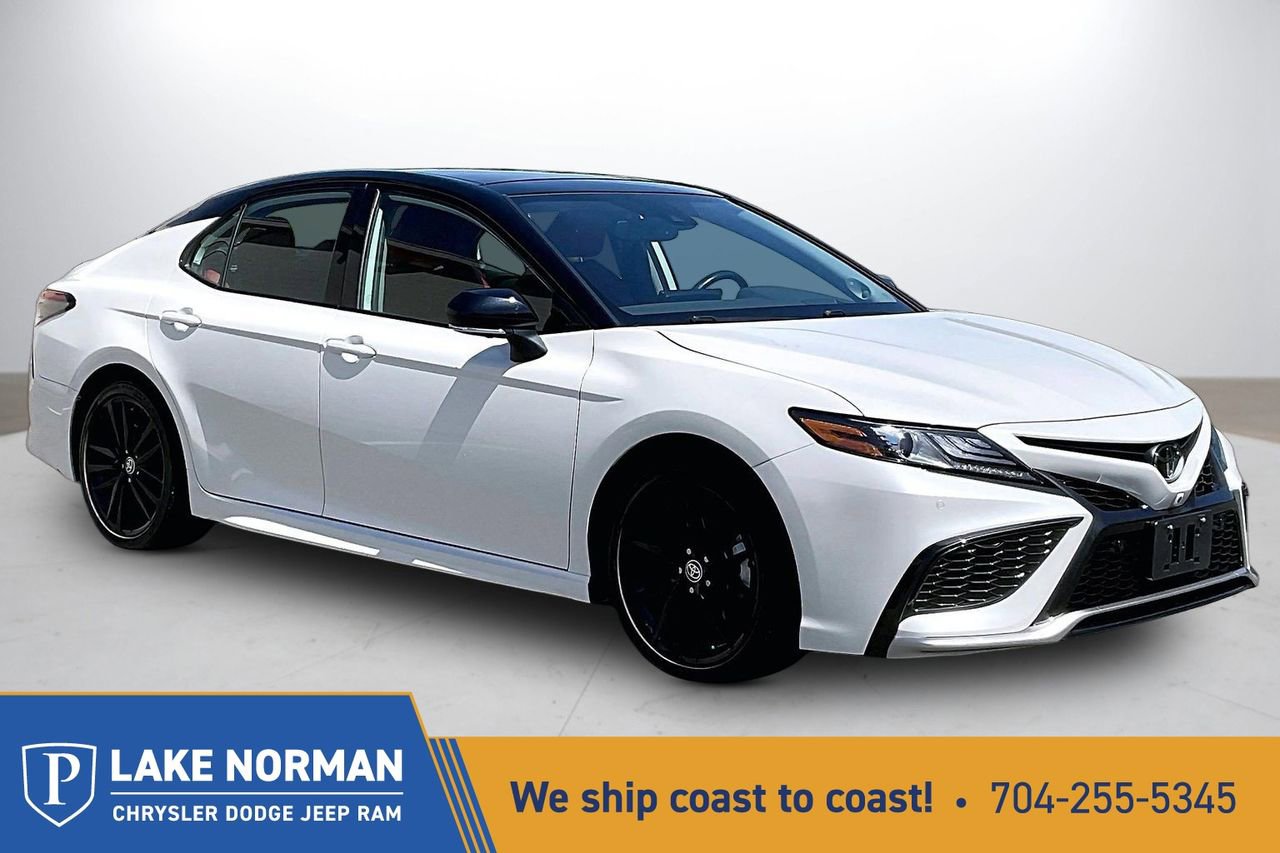 Used 2023 Toyota Camry XSE w/ Navigation Package AWD/4WD image 1