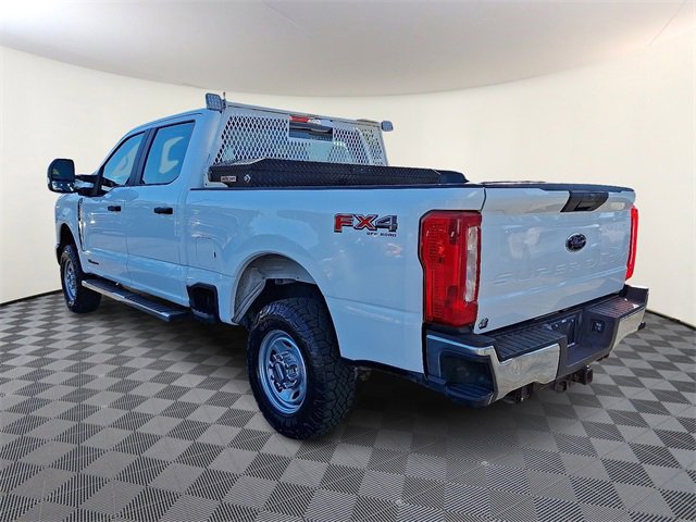Used 2023 Ford F250 XL w/ FX4 Off-Road Package image 4